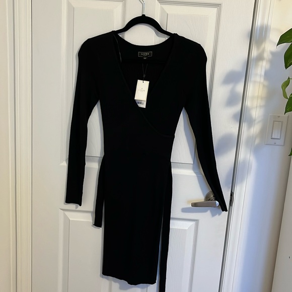 Sweater dress NWT - Picture 1 of 3